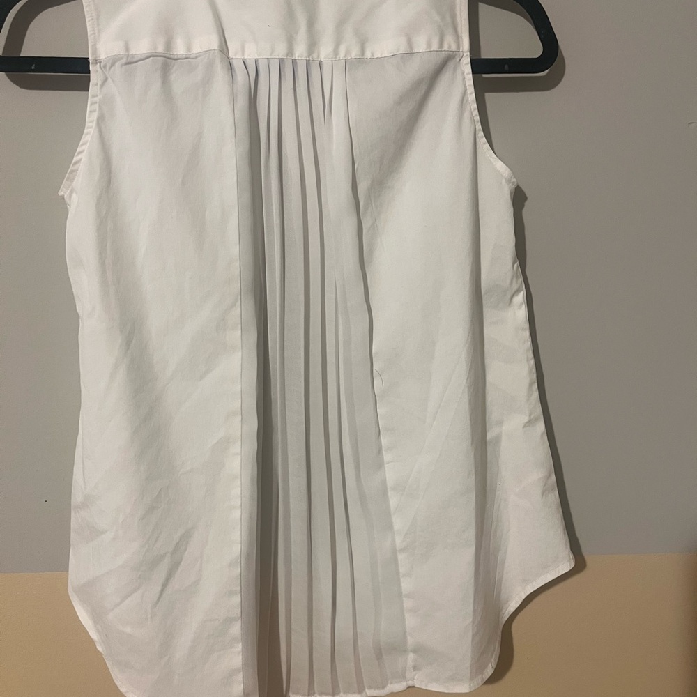 Ann Taylor Cream Sleeveless Blouse - Picture 7 of 7